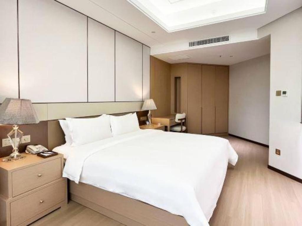 Howard Johnson By Wyndham Sunshine Plaza Ningbo Dış mekan fotoğraf