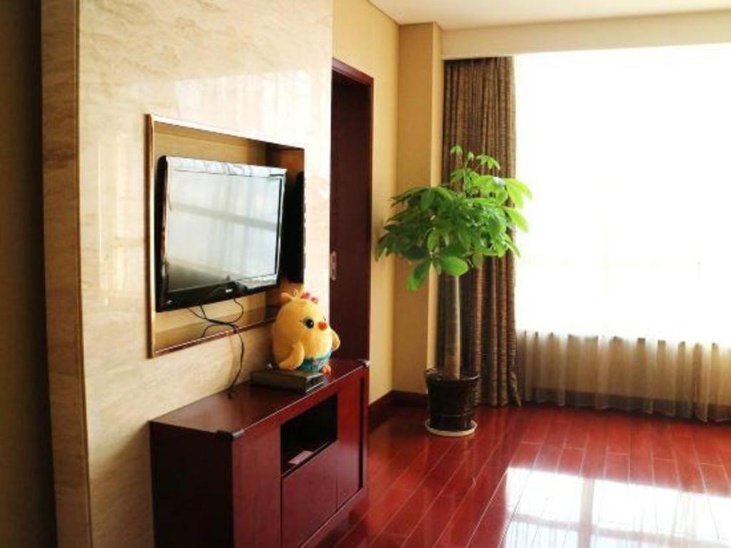 Howard Johnson By Wyndham Sunshine Plaza Ningbo Dış mekan fotoğraf