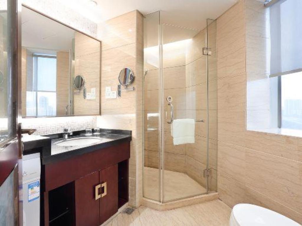 Howard Johnson By Wyndham Sunshine Plaza Ningbo Dış mekan fotoğraf