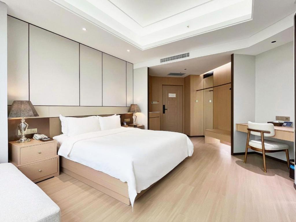 Howard Johnson By Wyndham Sunshine Plaza Ningbo Dış mekan fotoğraf